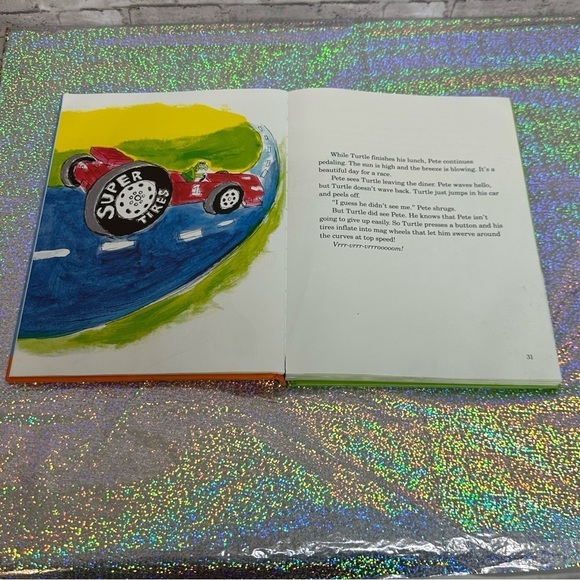 Pete the Cat: 5-Minute Bedtime Stories: Includes 12 Cozy Stories! - Picture 7 of 12